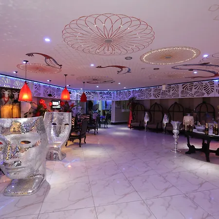 Club Anjeliq 5* אלאניה