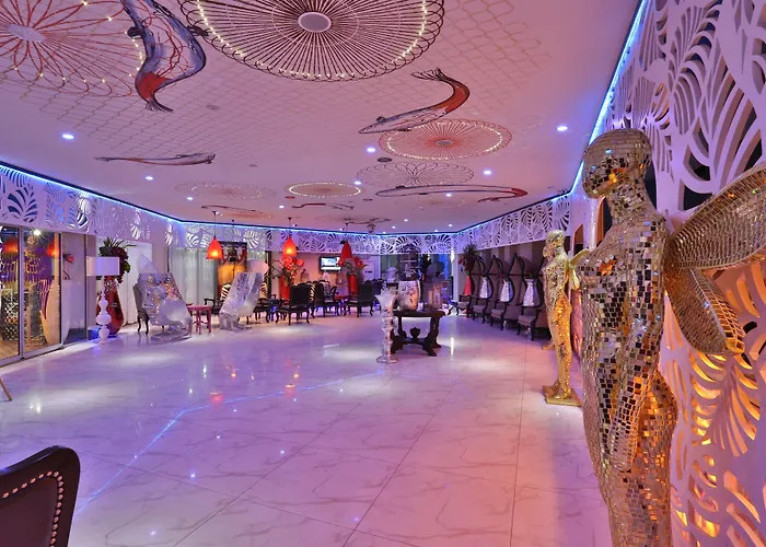 Club Anjeliq Готель 5*