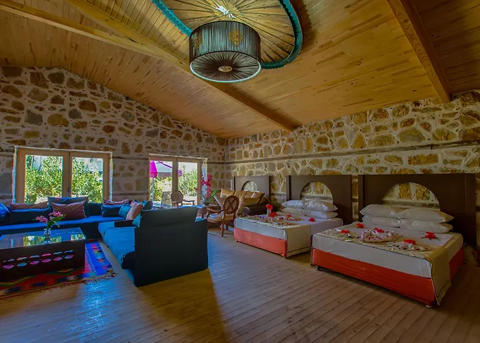 Club Anjeliq Готель 5*