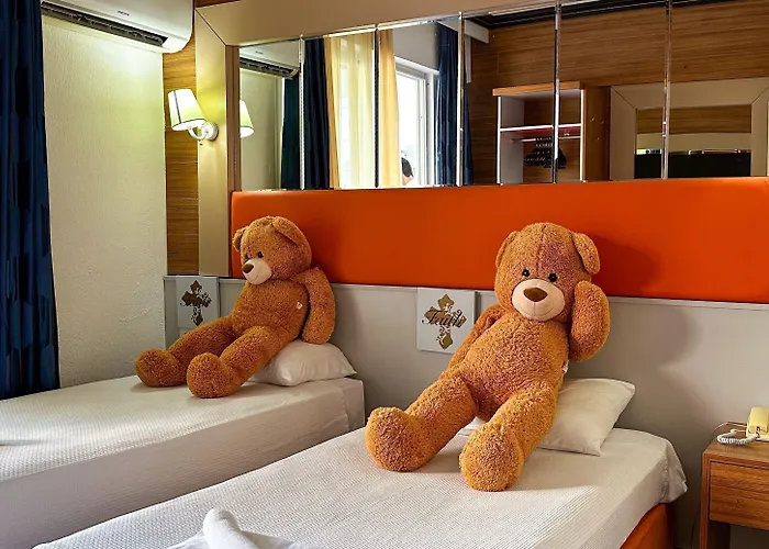 Club Anjeliq Готель 5*