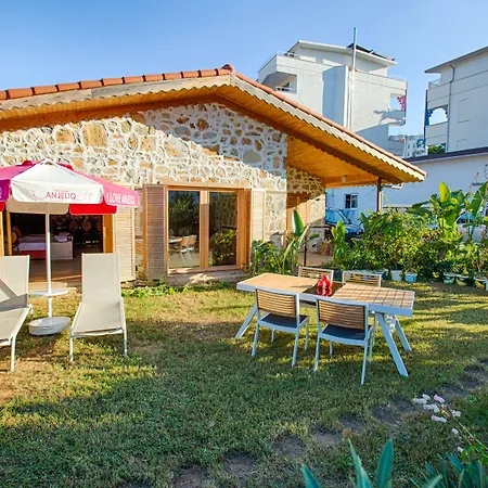 Club Anjeliq Hotel